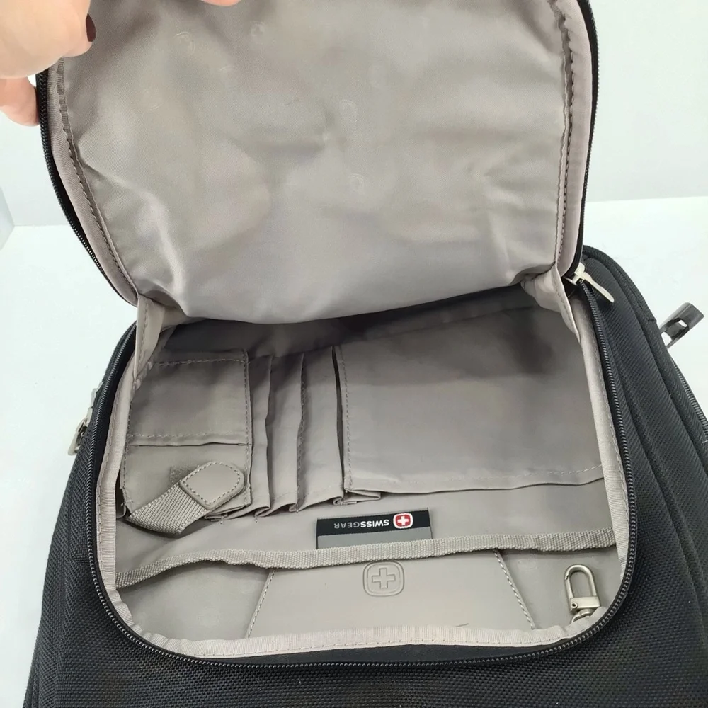 Swissgear Black Square Travel Laptop Bag Convertible Backpack
